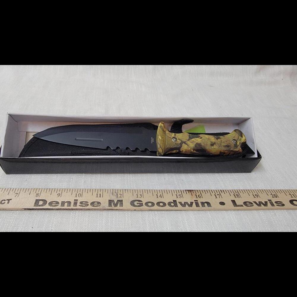Armory Replicas Foot Hills Woodland Camo Outdoor Knife B2